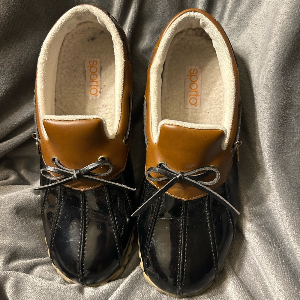 Sporto shoes size 9